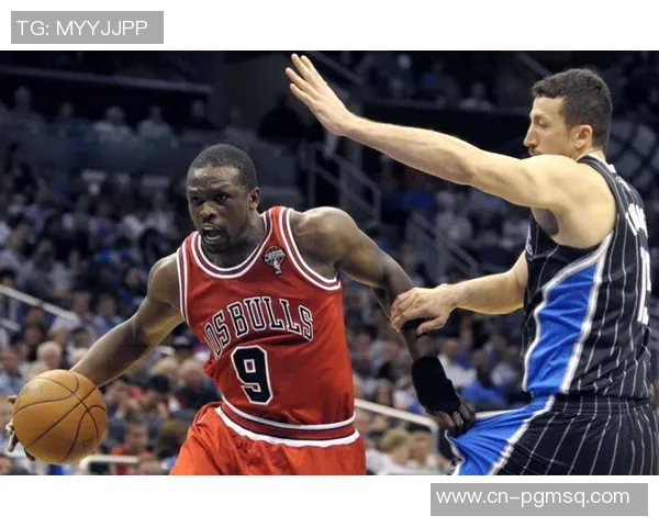 休赛期首笔交易揭示魔术与灰熊新动向及背后动机分析